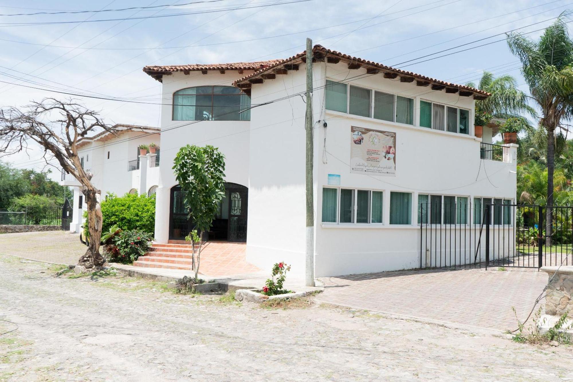 Capital O La Joya Del Lago Ajijic Exterior photo